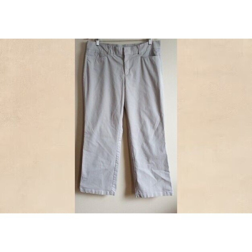 Dockers Womens Size 14S Khaki Beige Chino Pants Twill Comfy Casual Travel Work